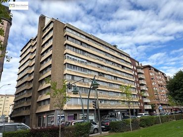 Pis amb ascensor en venda a Crucero