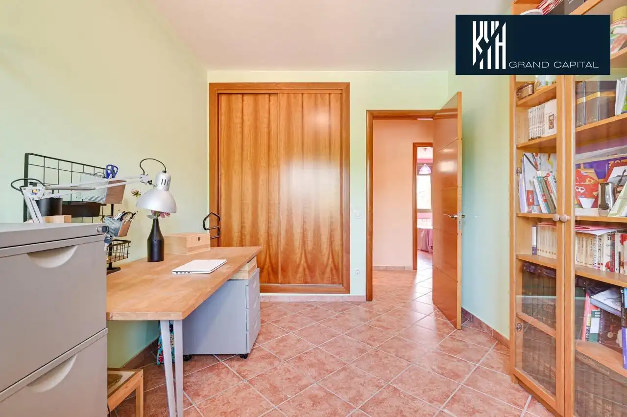 Casa con terraza en venta en Urbanització Llac del Cigne, imagen 41