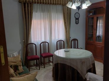 Piso con ascensor en venta en La Zarzuela - San José - Belén