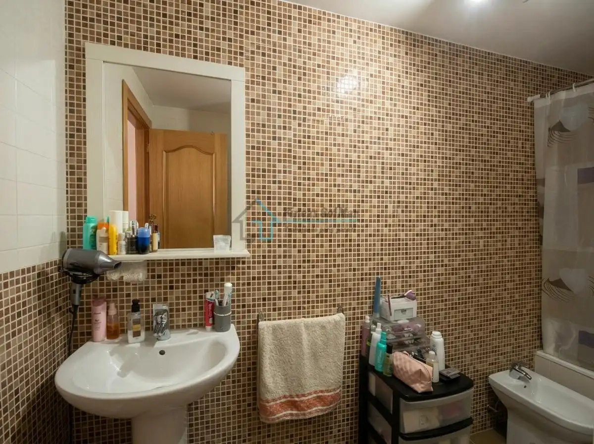 Bany de Apartament en venda en Castellón de la Plana / Castelló de la Plana amb Terrassa