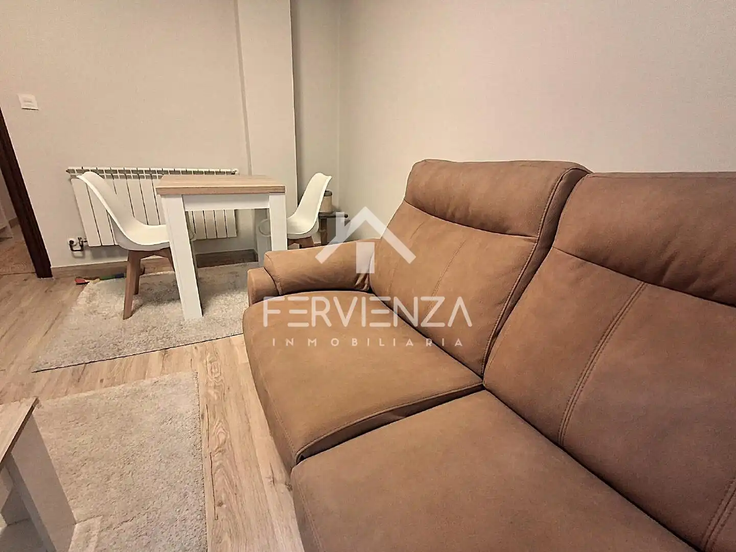Sala d'estar de Pis en venda en Oviedo 