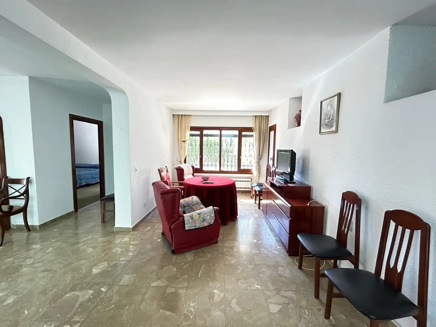 Sala d'estar de Casa o xalet en venda en Villanueva del Rosario amb Aire condicionat, Jardí privat i Terrassa