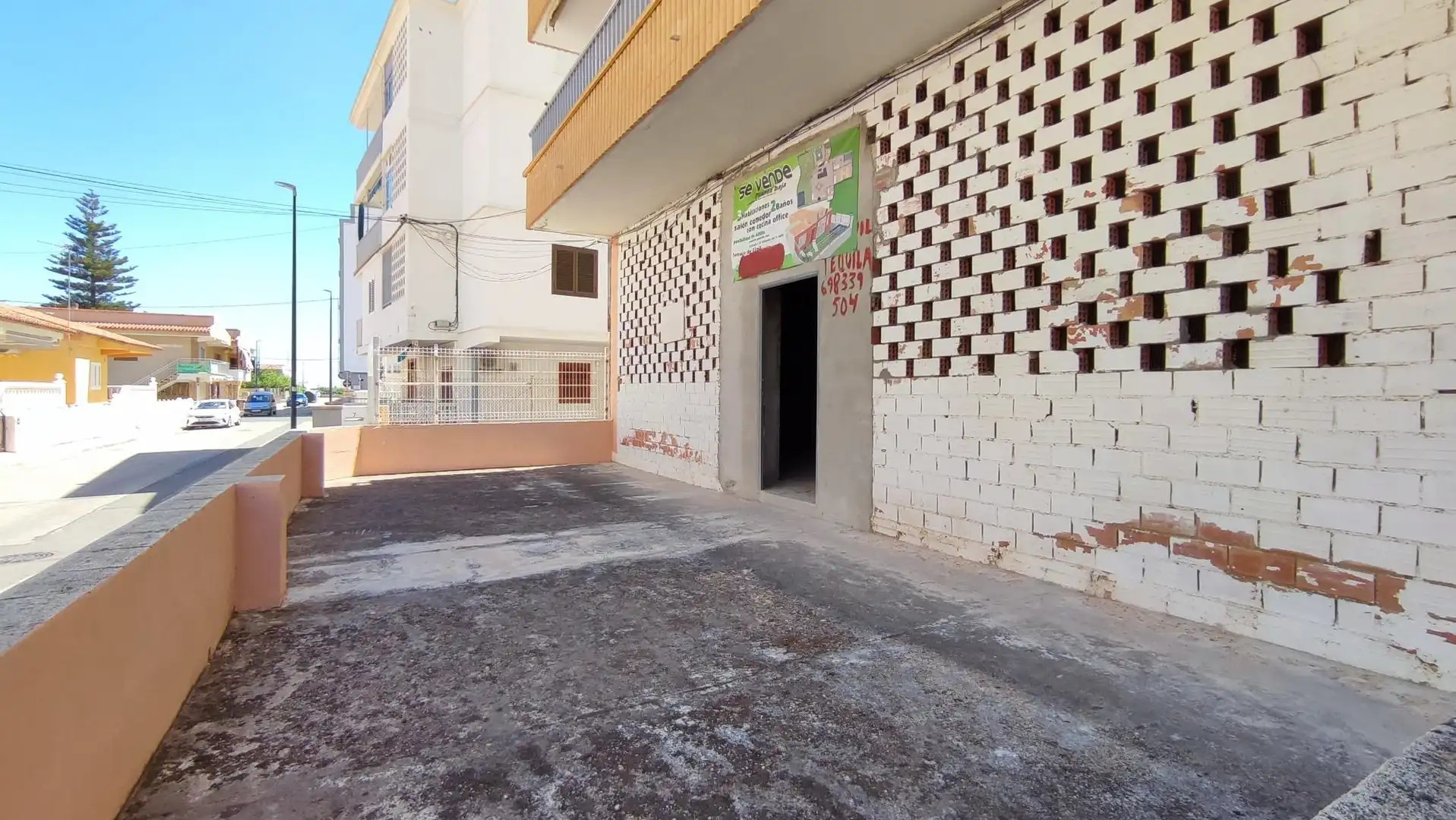 Vista exterior de Planta baja en venta en Piles