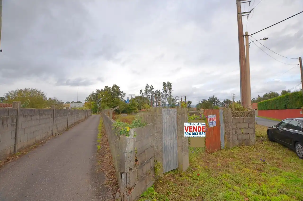 Terreny residencial en venda a Tomiño