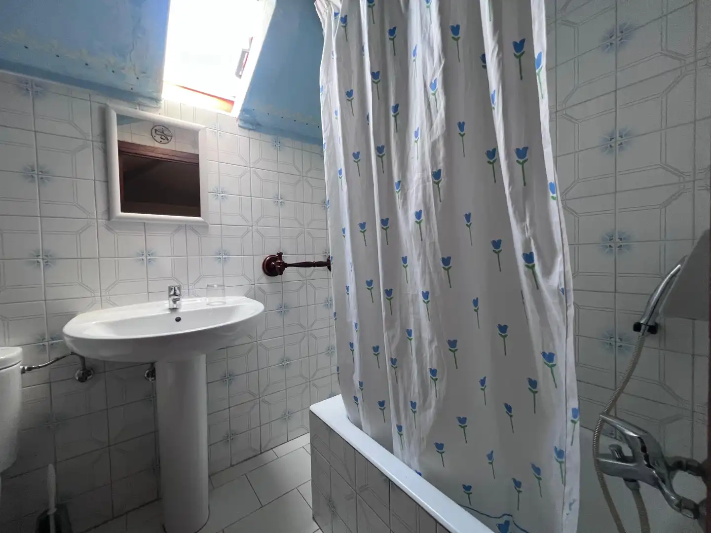 Bathroom of Houses for sale in Gozón  with Heating and Private garden