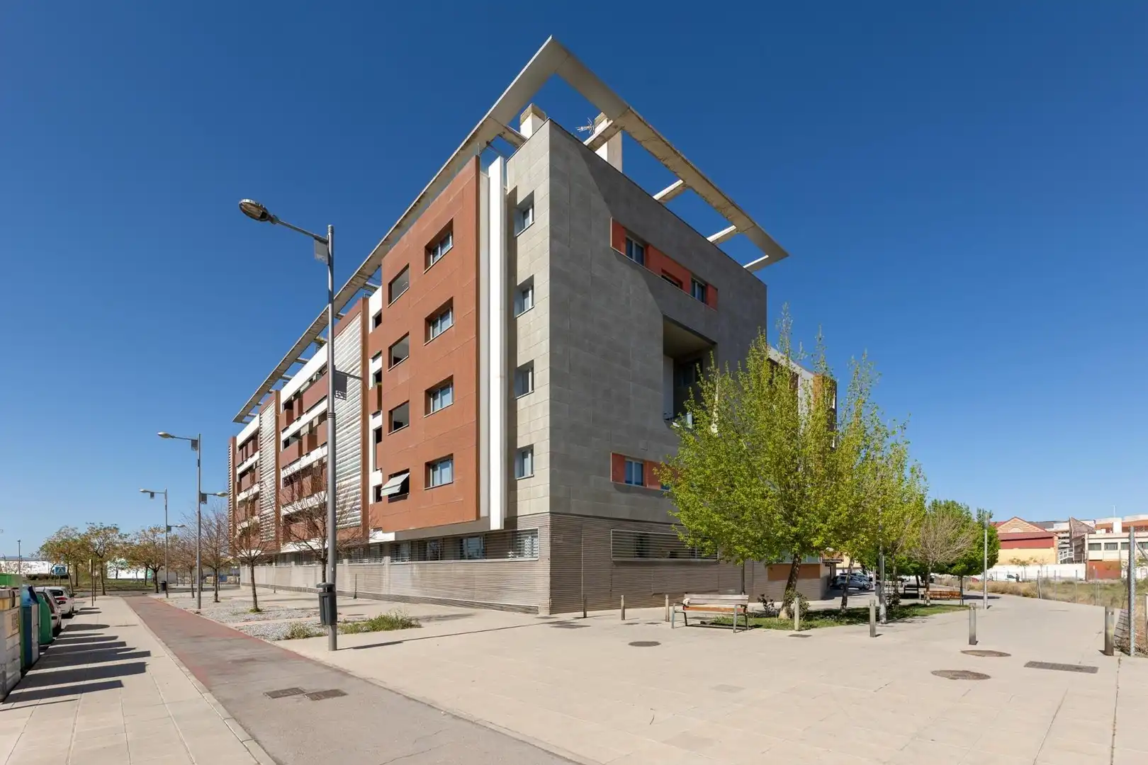 Exterior view of Flat for rent in Armilla  with Air Conditioner, Heating and Furnished
