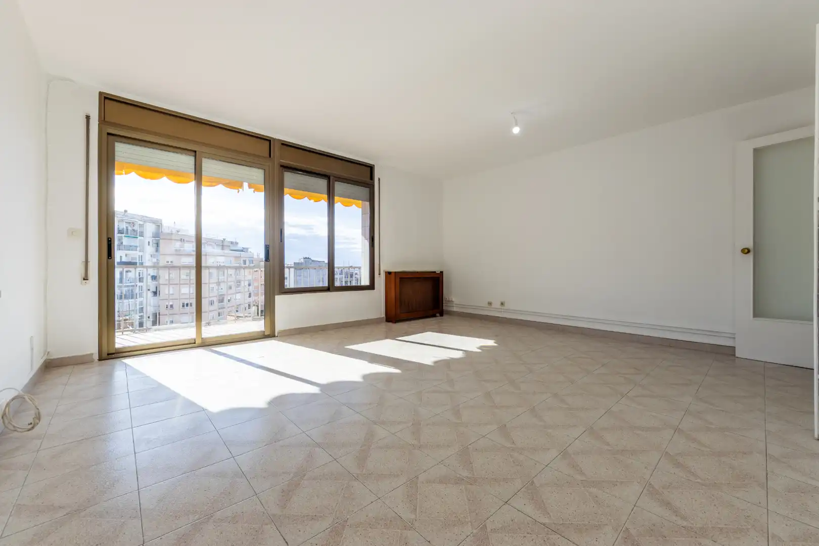 Piso en venta en Carrer de Mallorca, 7, Nou Eixample Sud
