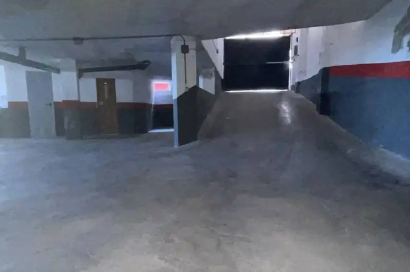 Aparcament en venda a Coleg A Zapata 2, imagen 4