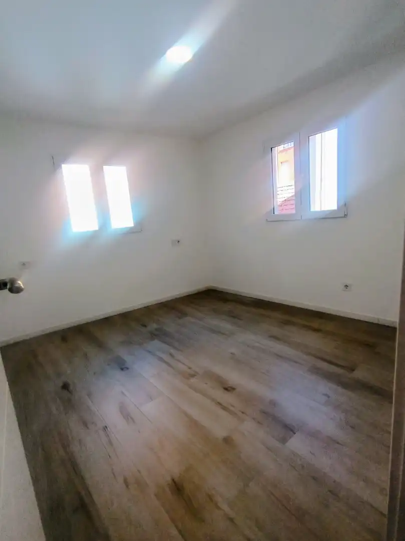 Habitación de Dúplex en venta en Coslada con Aire acondicionado y Calefacción