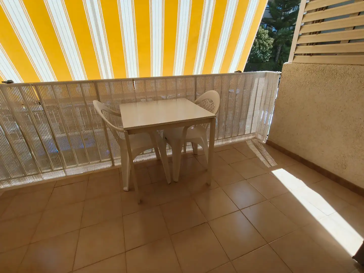 Terrasse von Wohnungen zum Verkauf in Cambrils mit Klimaanlage, Terrasse und Ofen