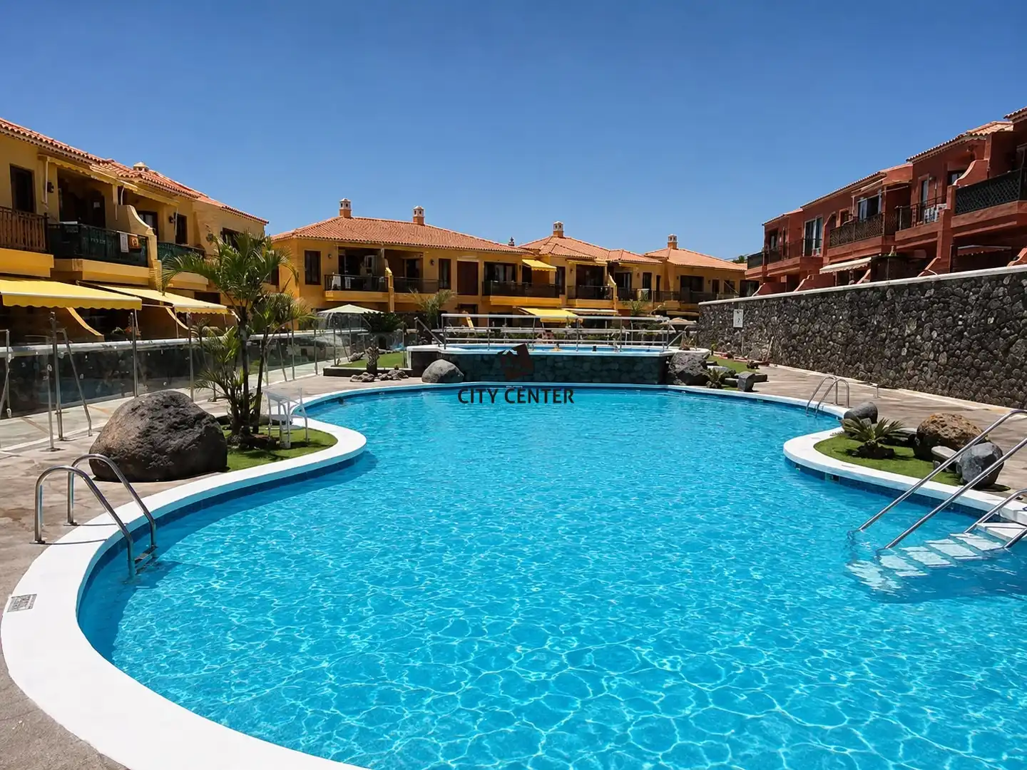 Piscina de Pis en venda en Arona amb Terrassa, Moblat i Piscina comunitària