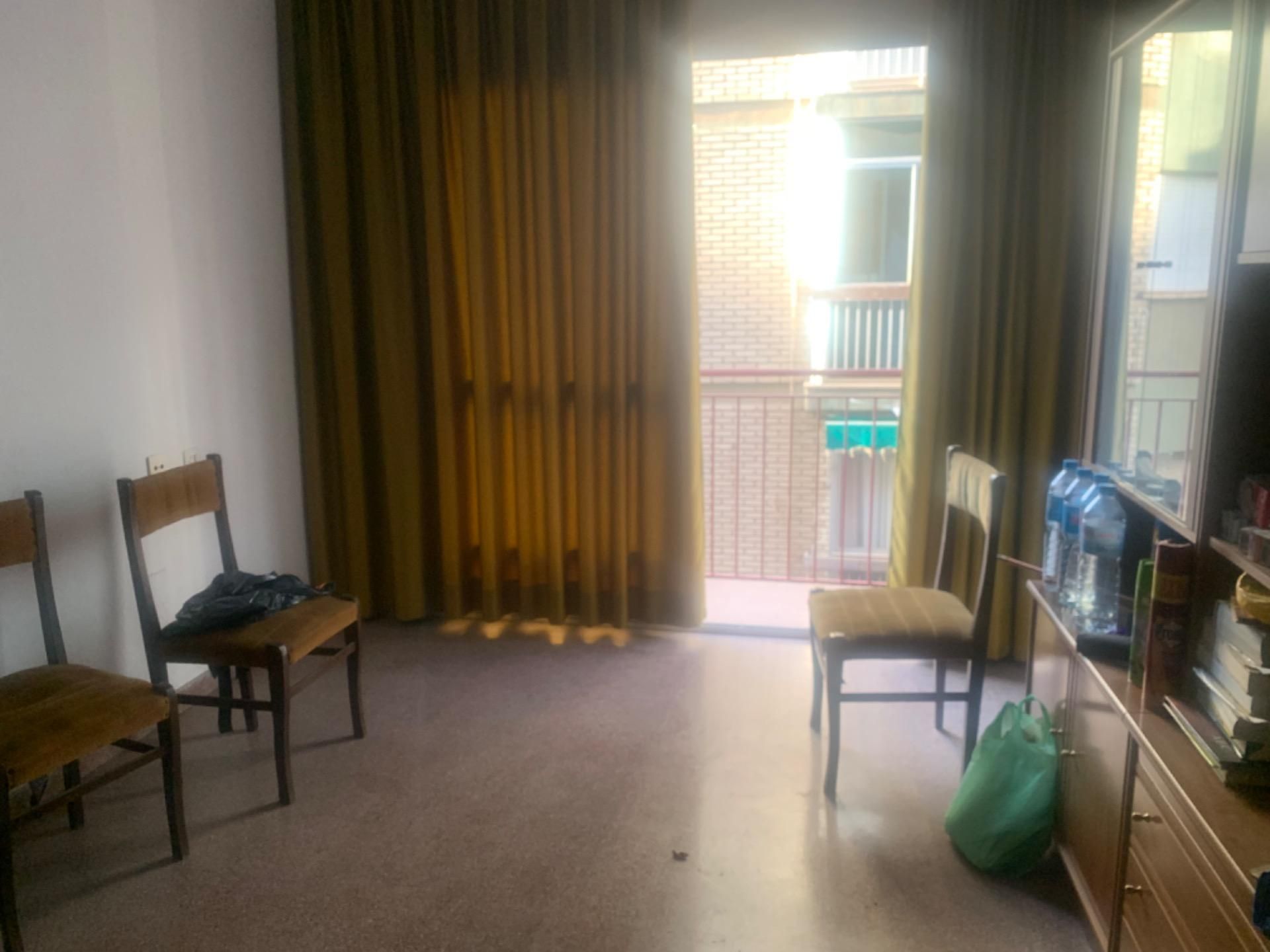 Habitación de Piso en venta en  Murcia Capital con Balcón