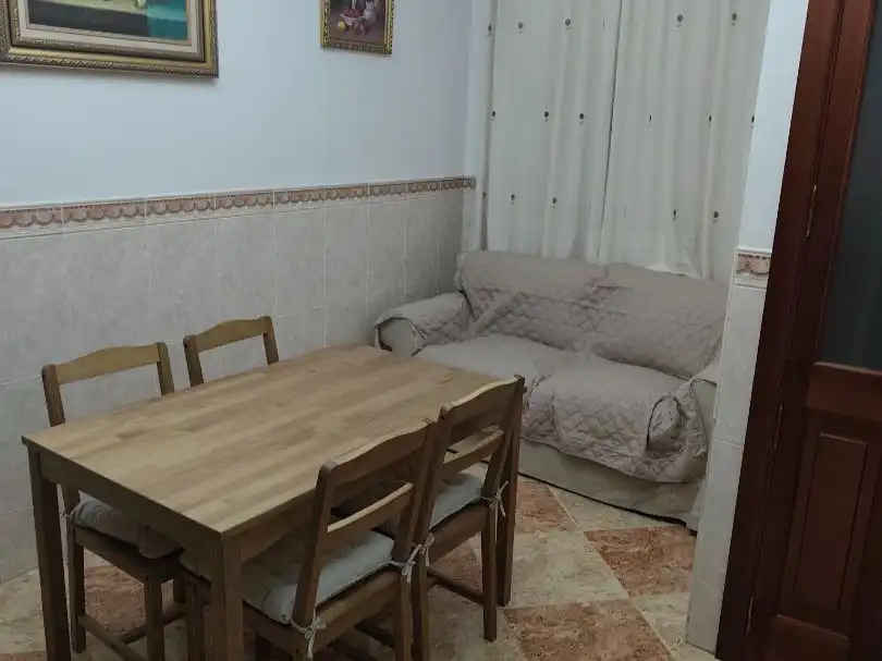 Esszimmer von Einfamilien-Reihenhaus zur Miete in Casariche