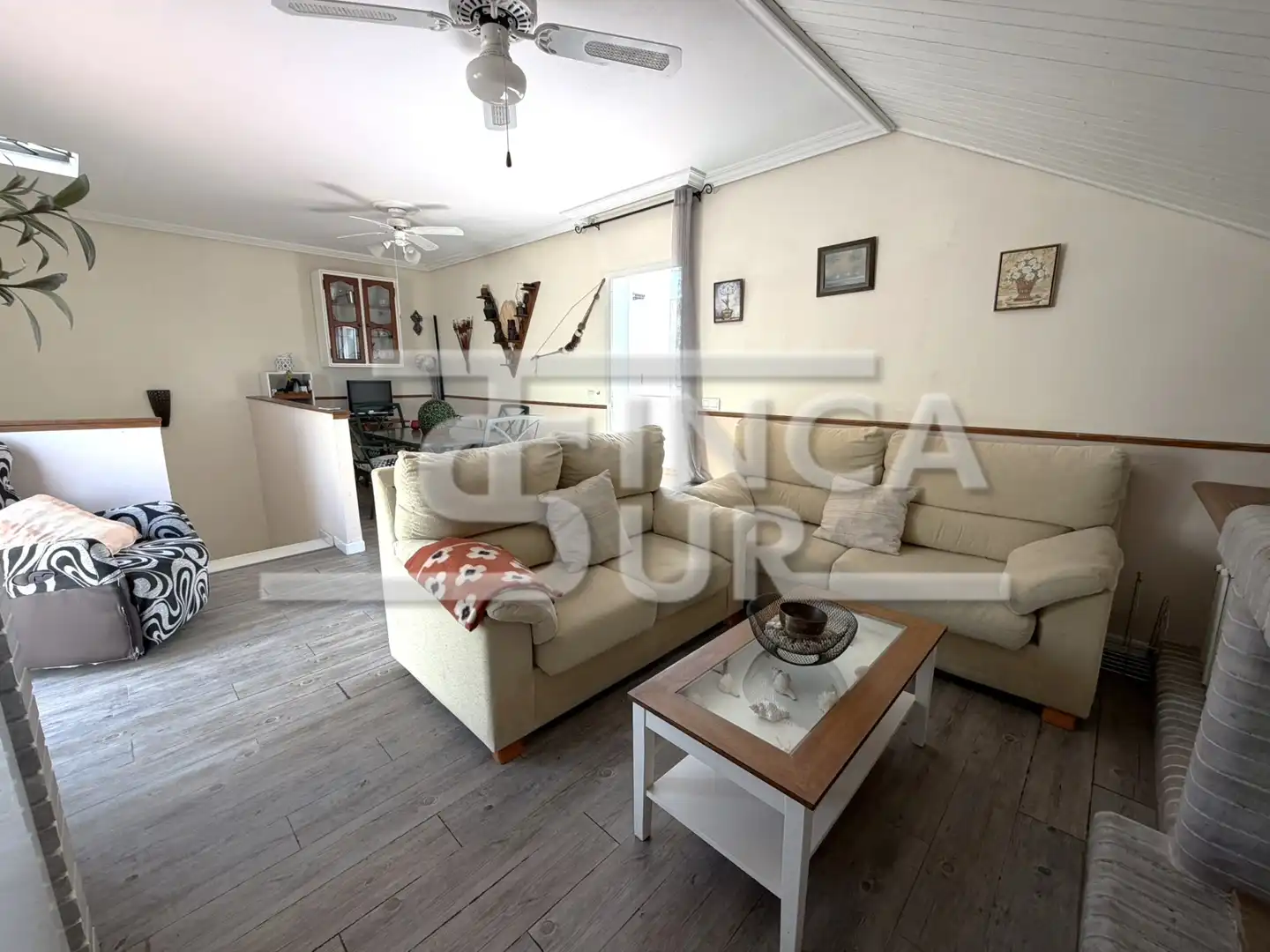 Sala de estar de Casa adosada en venta en Roquetas de Mar con Aire acondicionado, Calefacción y Terraza