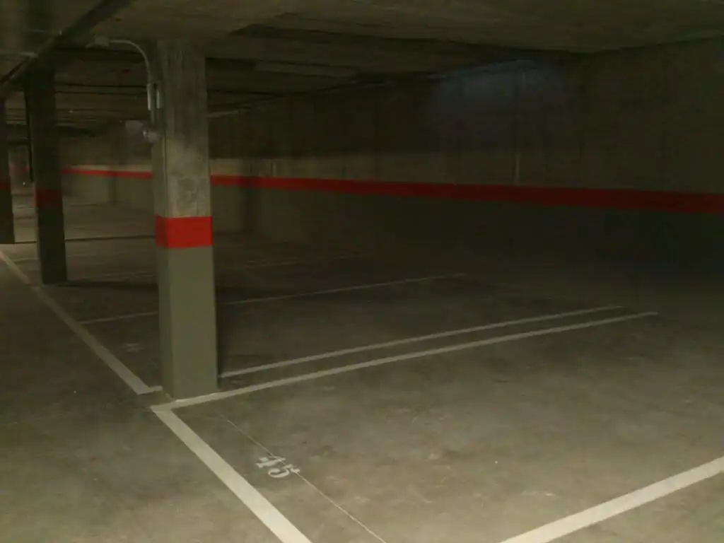 Parking of Garage for rent in Fuenlabrada