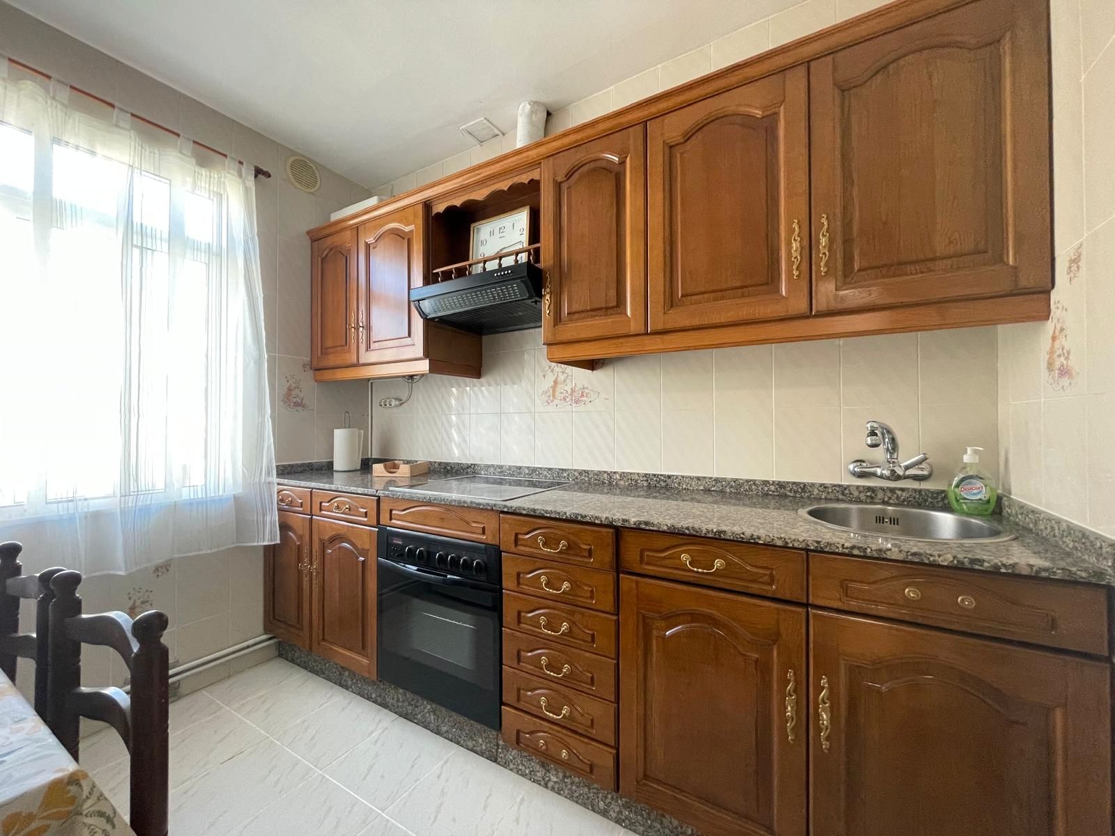 Flat to rent in Caranza