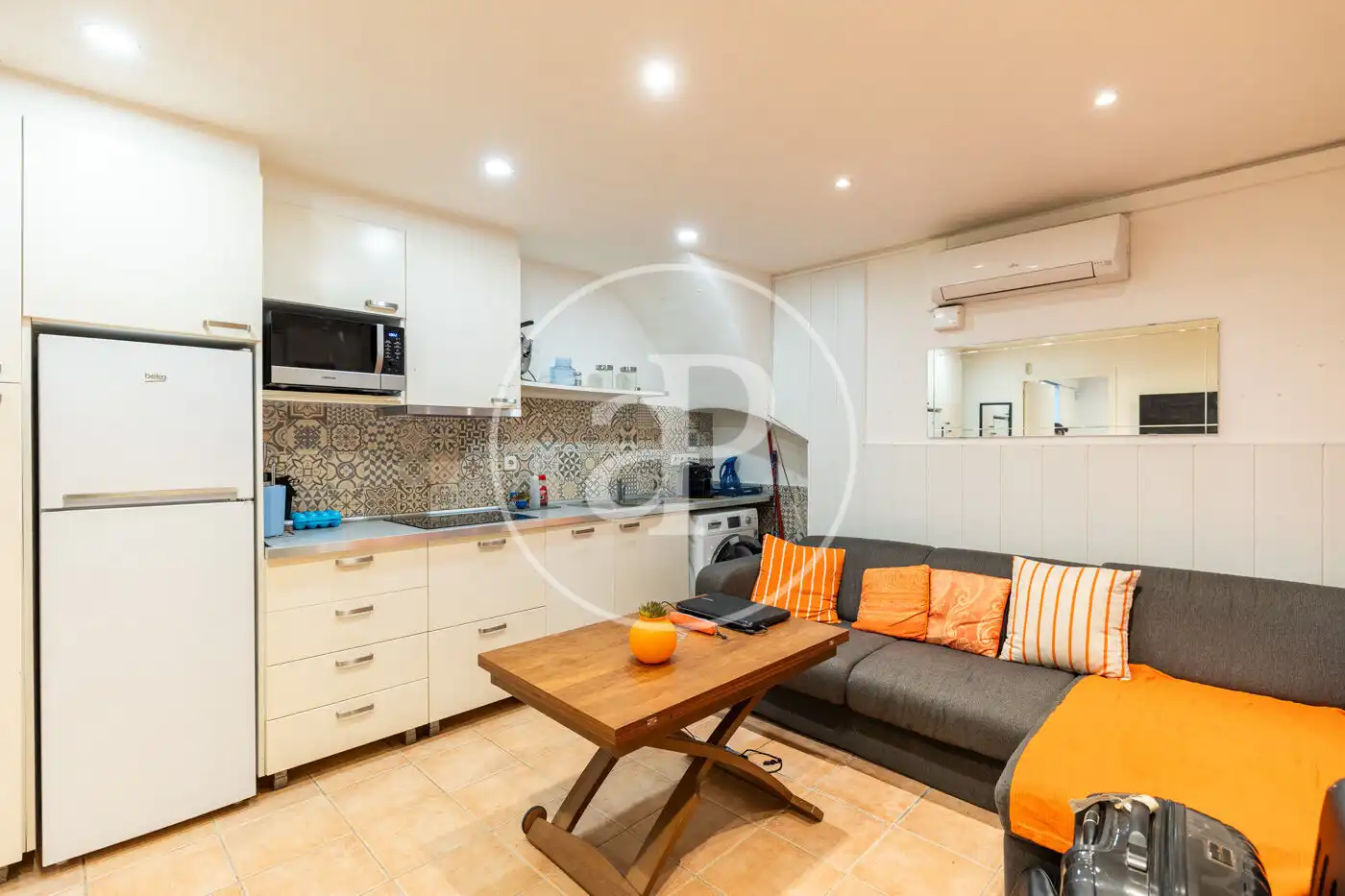 Küche von Wohnung zum Verkauf in  Barcelona Capital mit Klimaanlage und Heizung