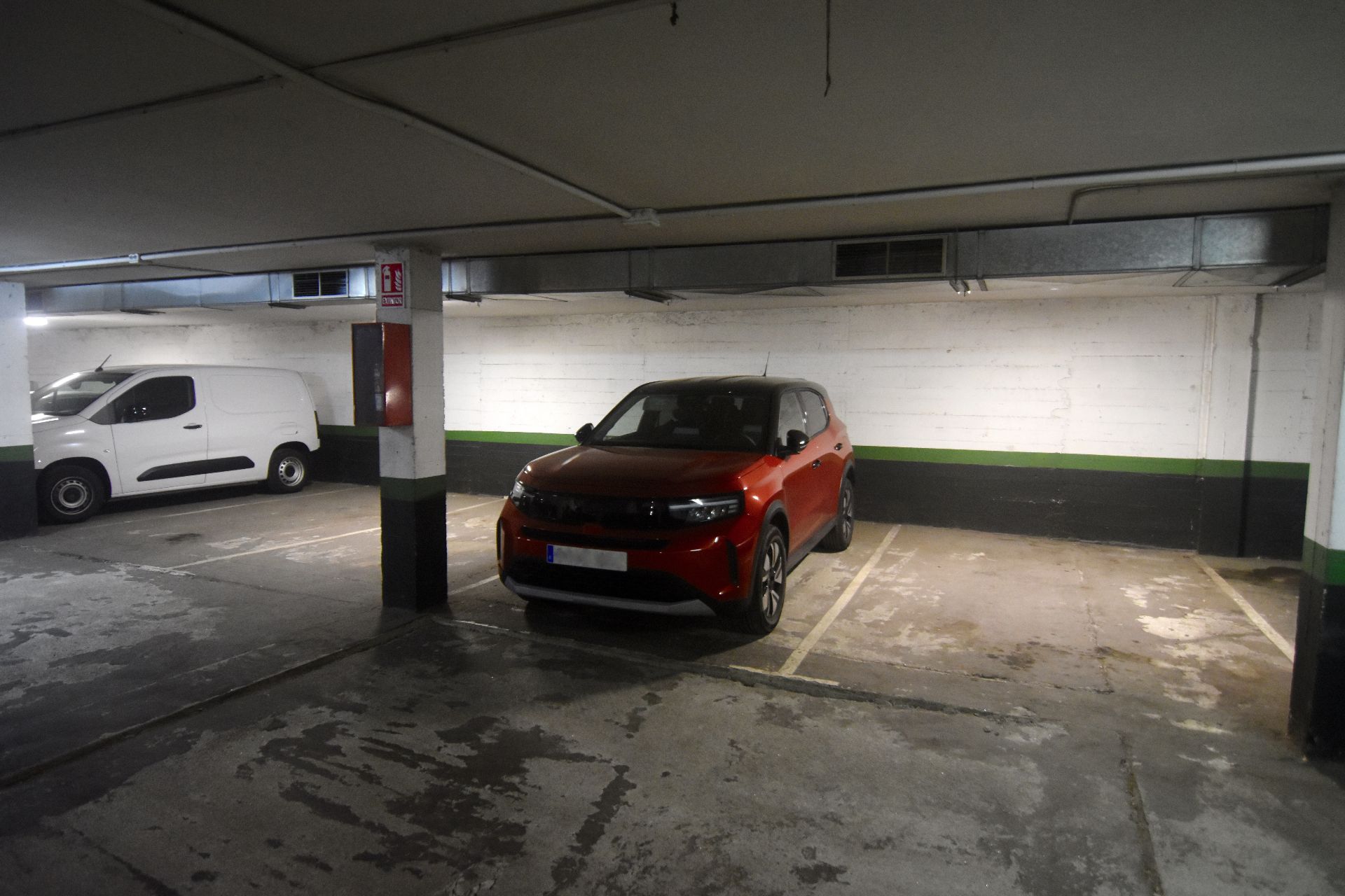 Aparcament de Pis en venda en Vigo  amb Calefacció, Parquet i Traster