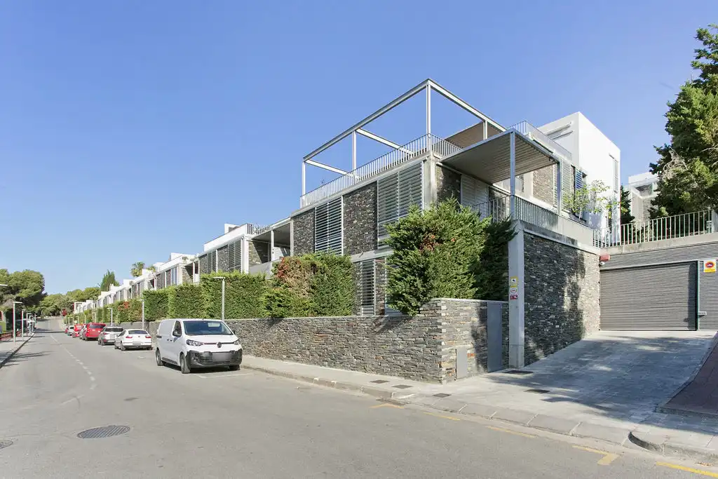 Vista exterior de Piso en venta en Sant Pere de Ribes con Piscina