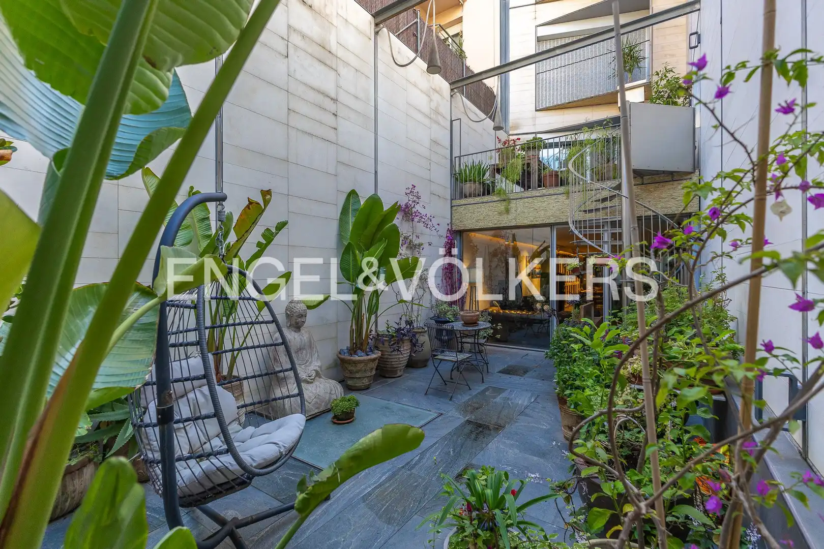 Terrassa de Casa o xalet en venda en Terrassa amb Aire condicionat, Calefacció i Jardí privat