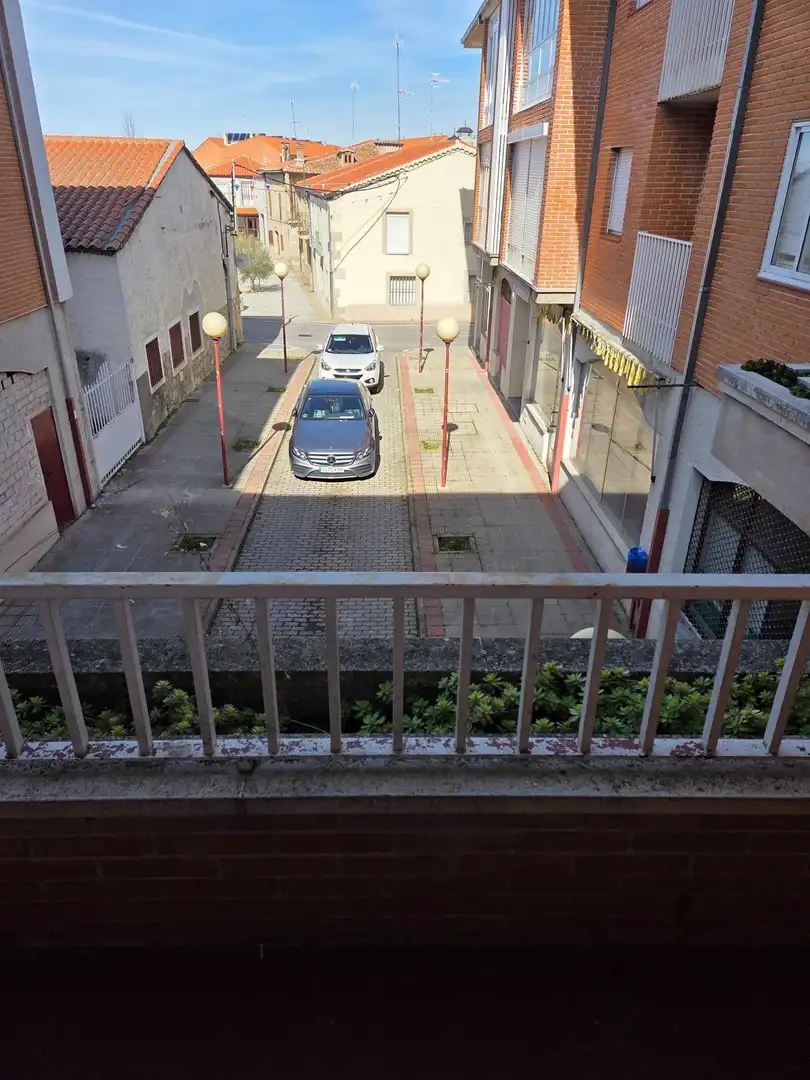 Parking de Piso en venta en Calzada de Valdunciel con Calefacción
