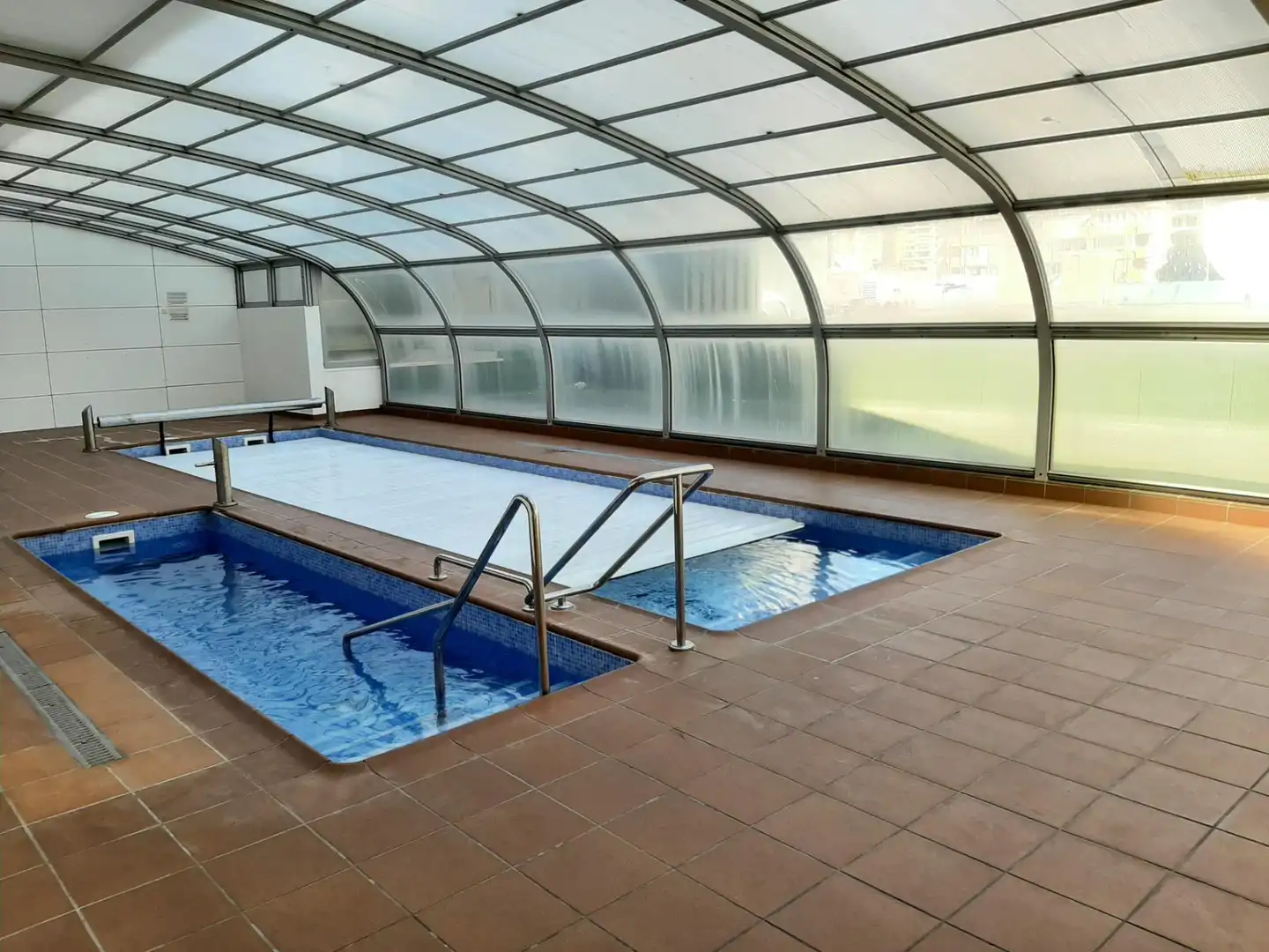 Piscina de Piso en venta en Benidorm con Aire acondicionado, Calefacción y Terraza