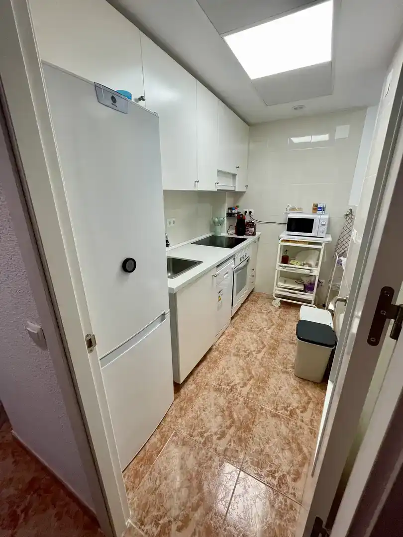 Cocina de Apartamento de alquiler en Benicasim / Benicàssim con Aire acondicionado, Piscina y Amueblado