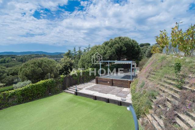 Casa-chalet en Venta en Montalnou - Milans del Bosc