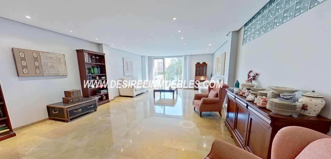 Living room of Flat for sale in  Valencia Capital  with Air Conditioner and Heating