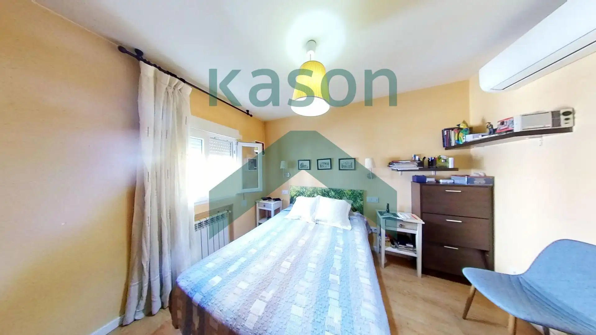 Bedroom of Flat for sale in Madrid  with Air Conditioner and Heating