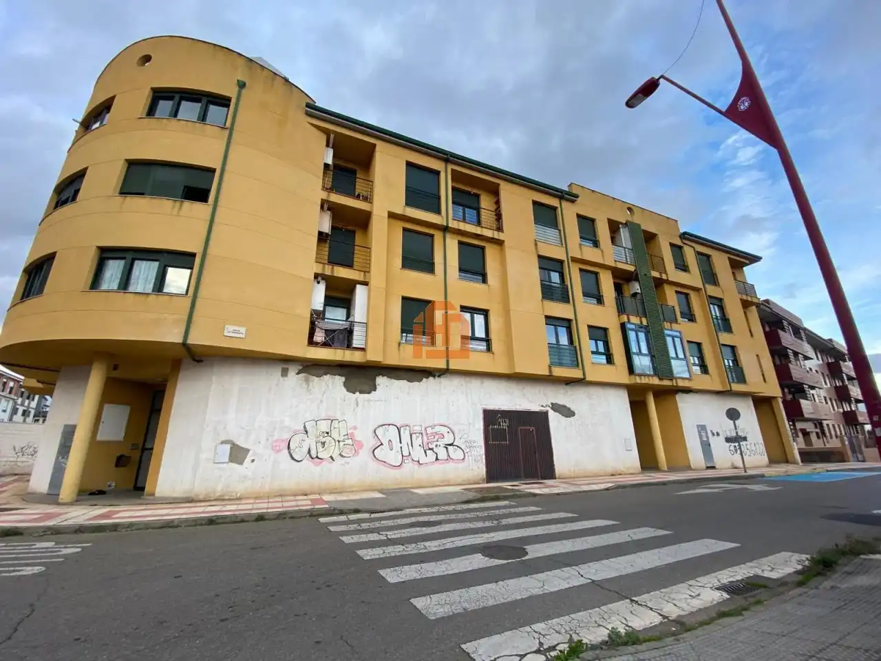 Vista exterior de Local en venta en San Andrés del Rabanedo