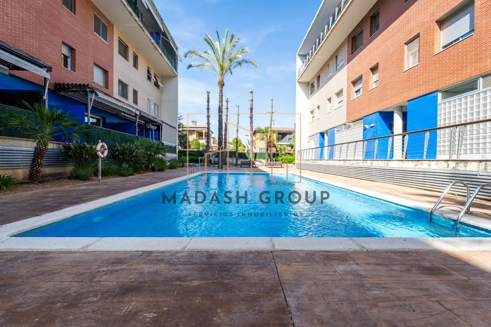 Piscina de Dúplex en venda en Vila-seca amb Aire condicionat, Calefacció i Jardí privat