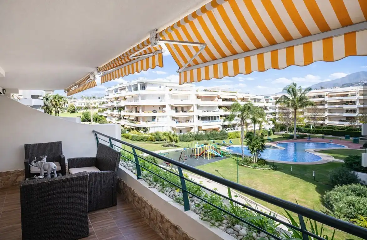 Terrassa de Pis en venda en Marbella amb Aire condicionat, Terrassa i Moblat