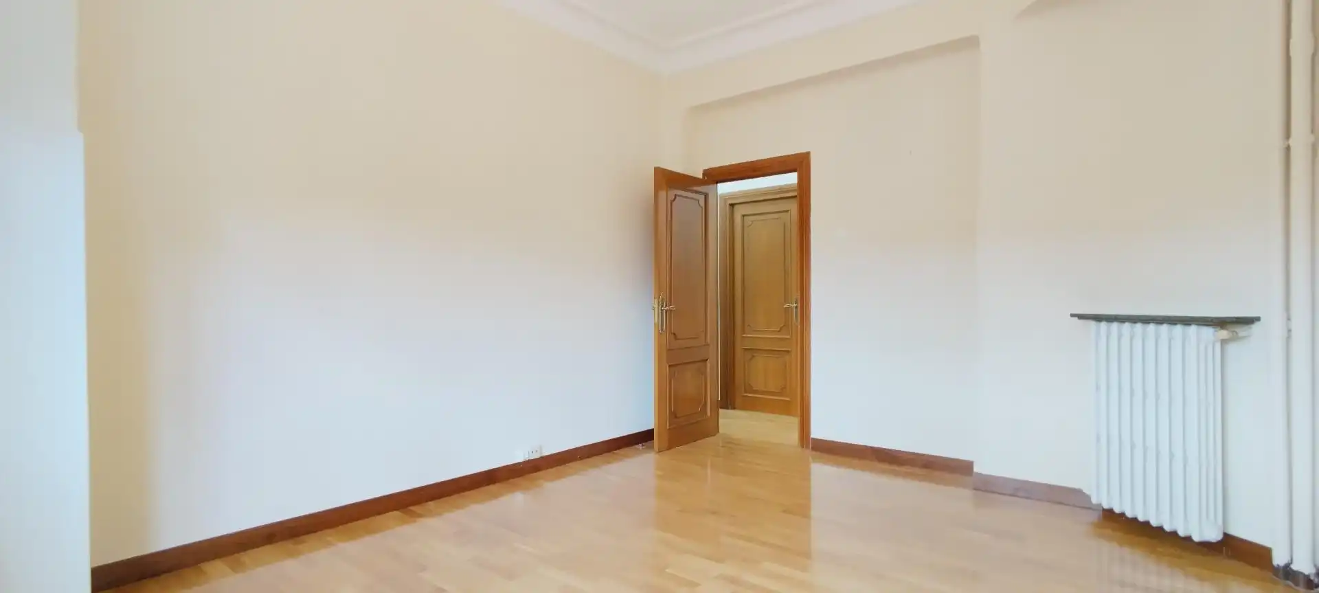 Flat for rent in Plaza ESPAÑA, Caño Argales