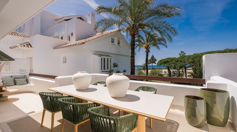 EXQUISITO APARTAMENTO DE 3 DORMITORIOS EN VENTA EN MARBELLA
