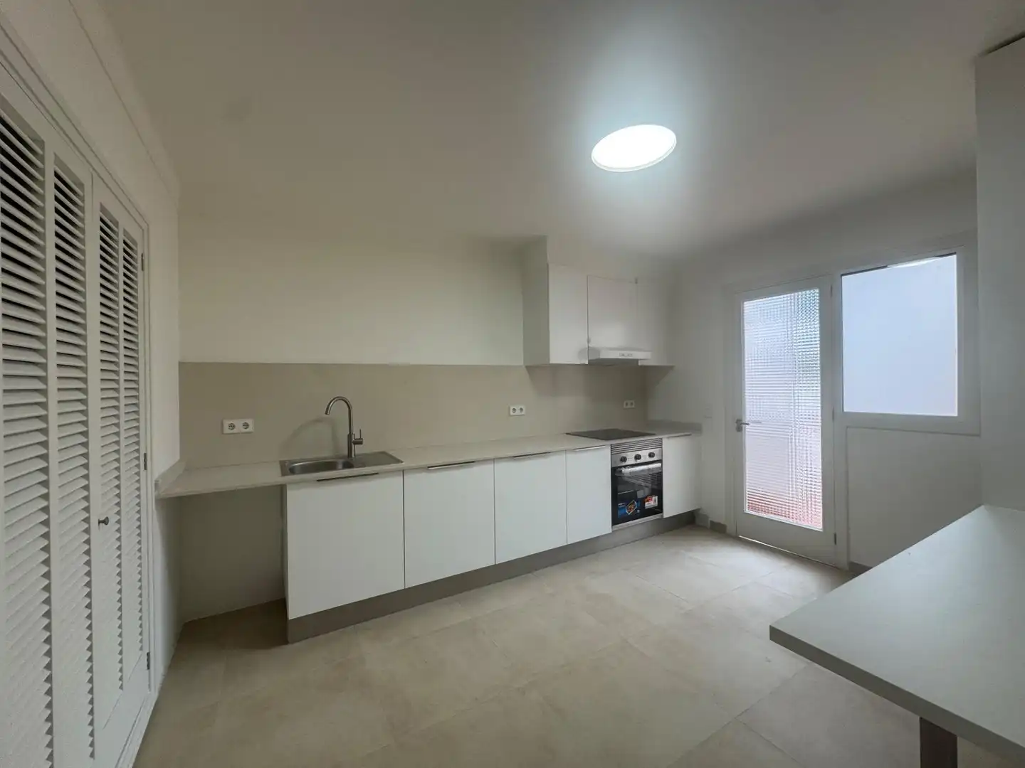 Cocina de Piso de alquiler en  Palma de Mallorca con Aire acondicionado y Terraza