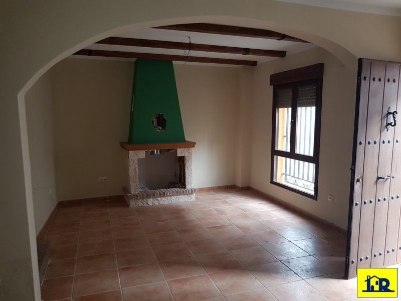 Living room of Single-family semi-detached for sale in El Hito   with Terrace
