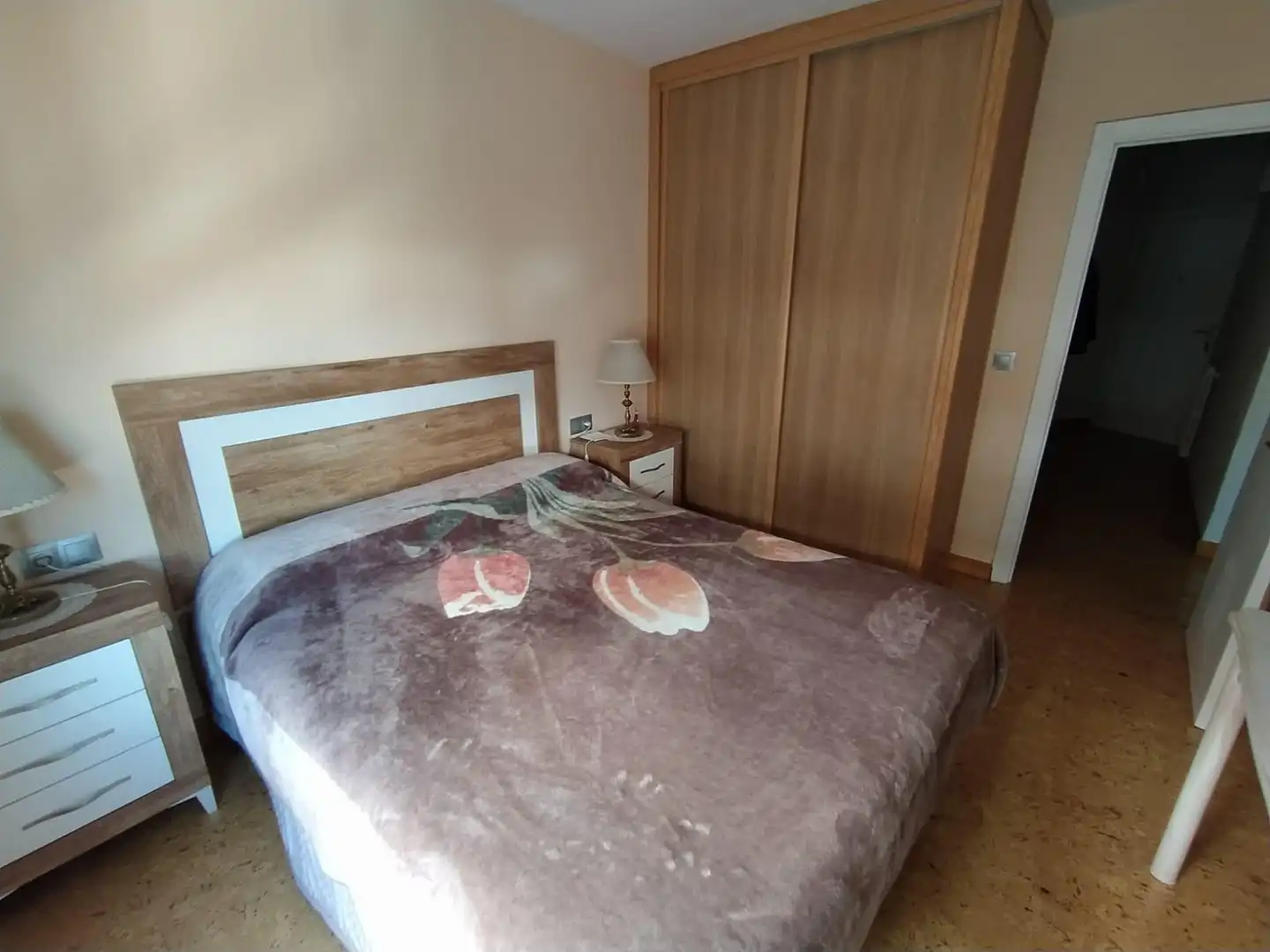 Habitación de Piso en venta en Ponferrada con Calefacción, Terraza y Trastero