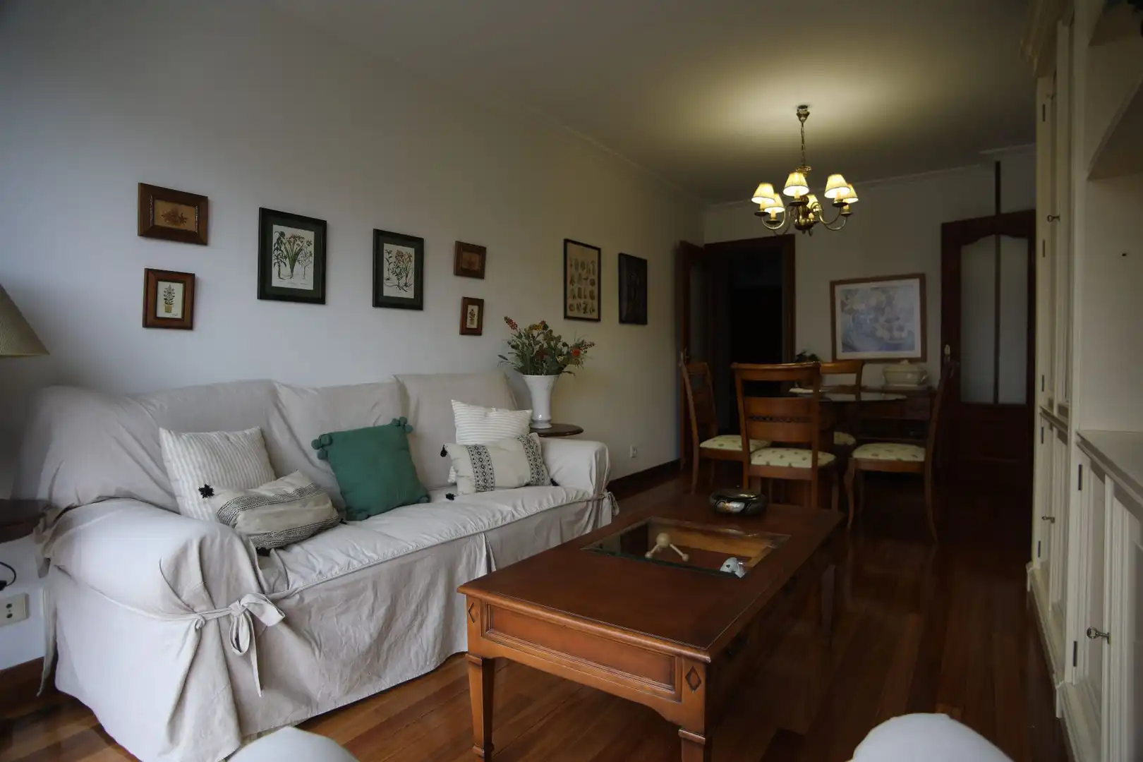 Piso de alquiler en Amos de Escalante, Centro - Ayuntamiento