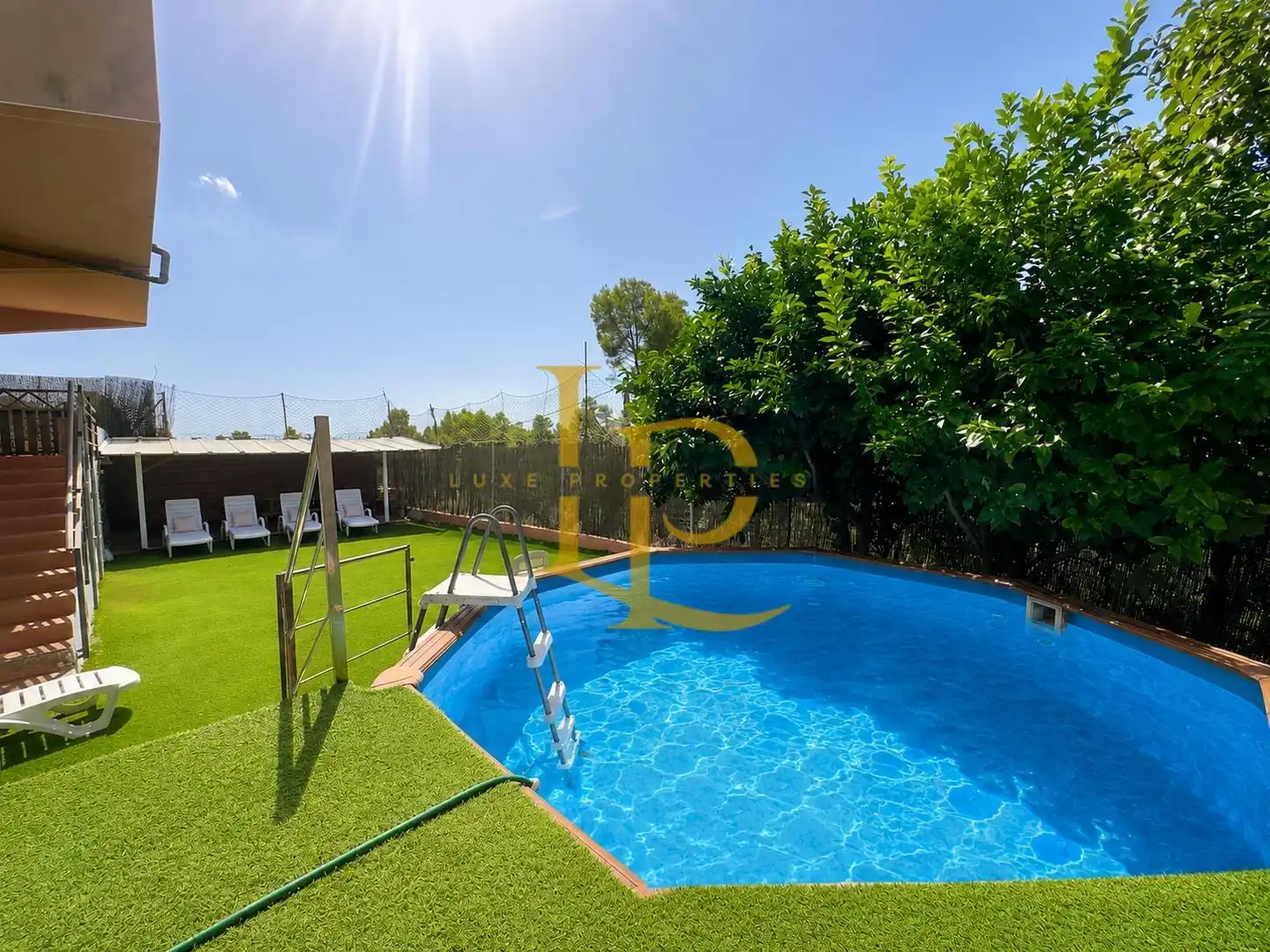 Swimming pool of Houses for sale in Rubí  with Air Conditioner, Heating and Private garden