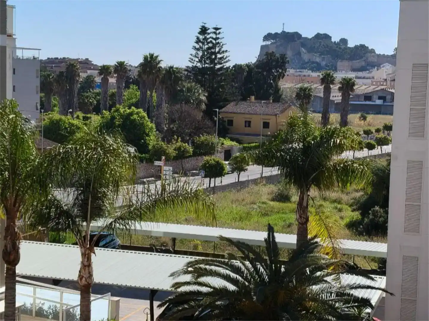 Vista exterior de Pis en venda en Dénia amb Aire condicionat i Piscina