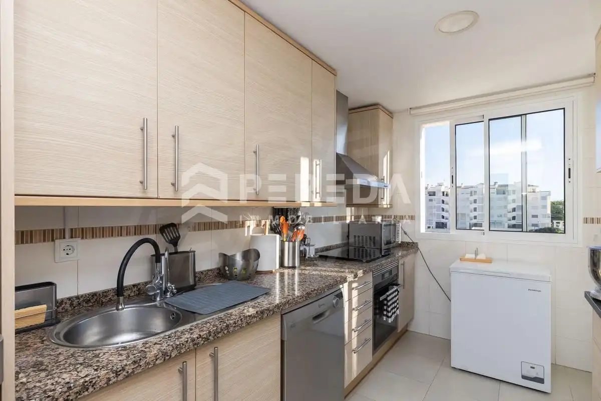 Cocina de Piso en venta en Roquetas de Mar con Aire acondicionado y Piscina comunitaria