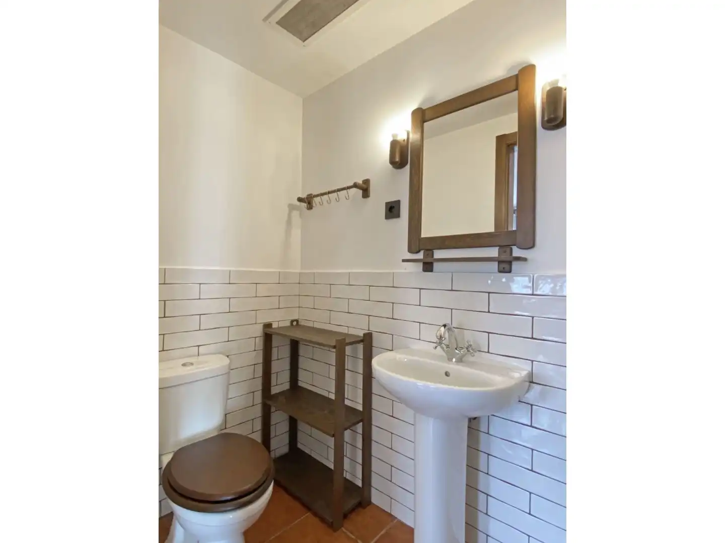 Baño de Casa o chalet en venta en Sant Vicenç Dels Horts con Aire acondicionado, Terraza y Piscina