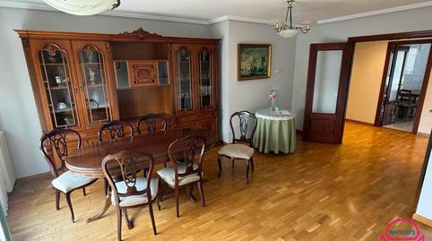 Foto 2 de Piso de alquiler en Los Robles, San Mamés - La Palomera, León