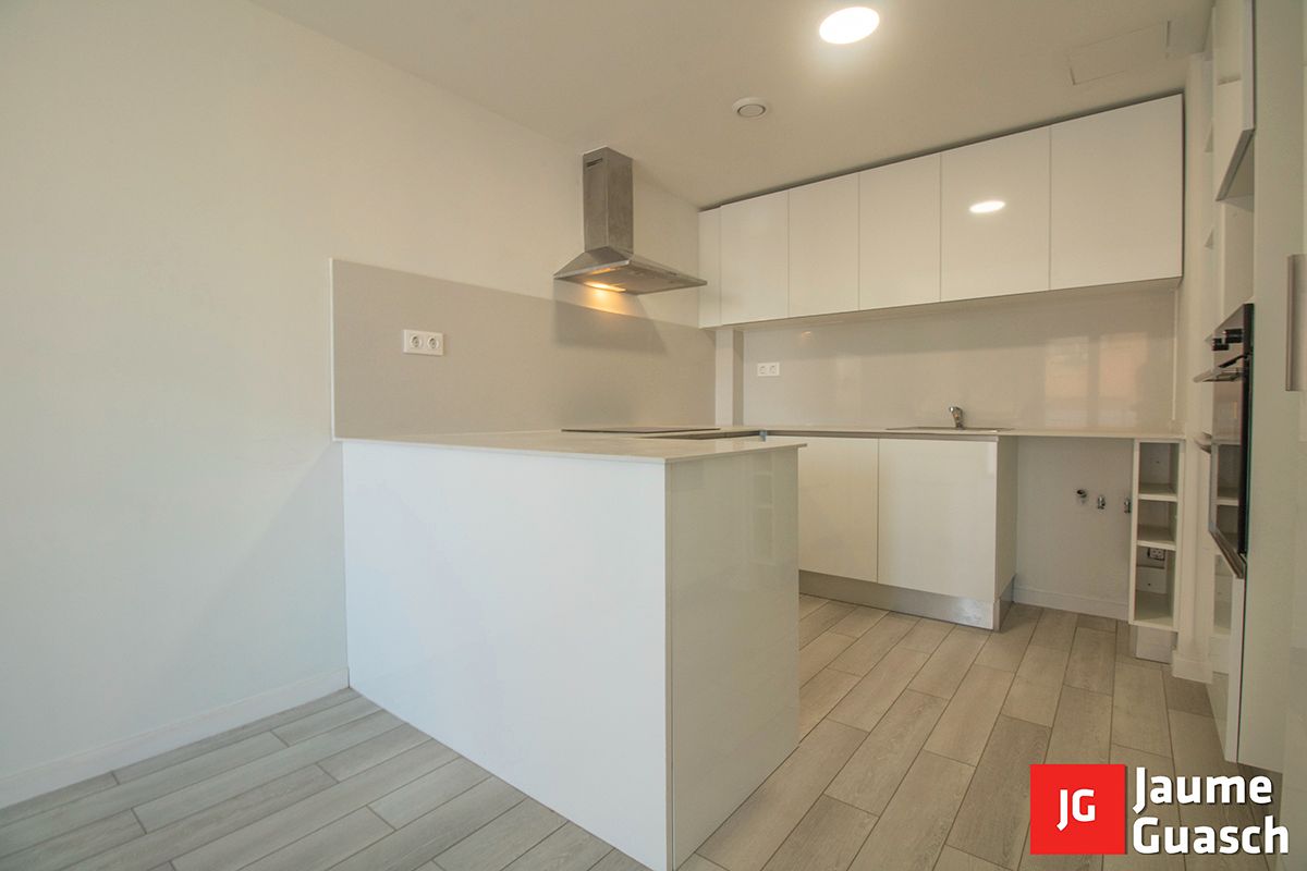 Cuina de Àtic en venda en Torredembarra amb Aire condicionat, Calefacció i Parquet