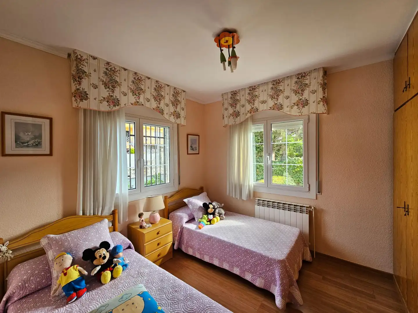 Habitación de Casa o chalet en venta en Canovelles