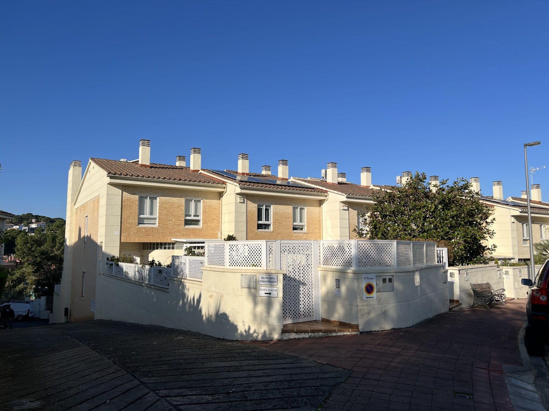 Vista exterior de Casa adosada de lloguer en  Tarragona Capital amb Aire condicionat, Calefacció i Terrassa