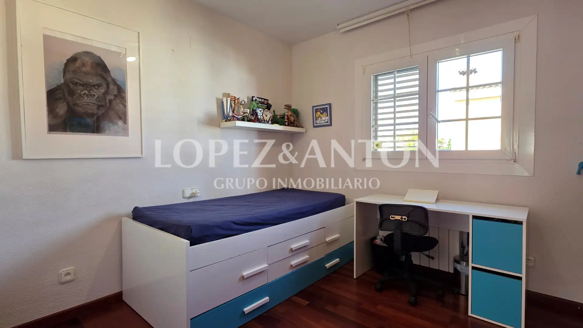 Habitación de Casa o chalet en venta en L'Eliana con Calefacción, Jardín privado y Parquet