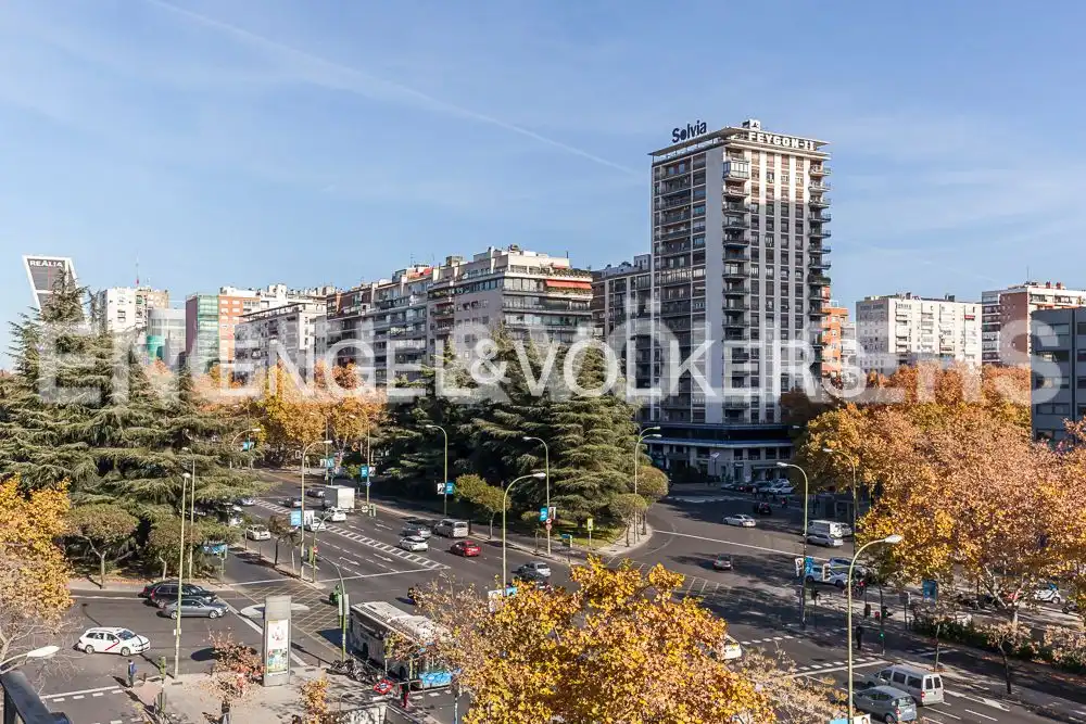 Vista exterior de Piso en venta en Madrid con Aire acondicionado, Calefacción y Parquet
