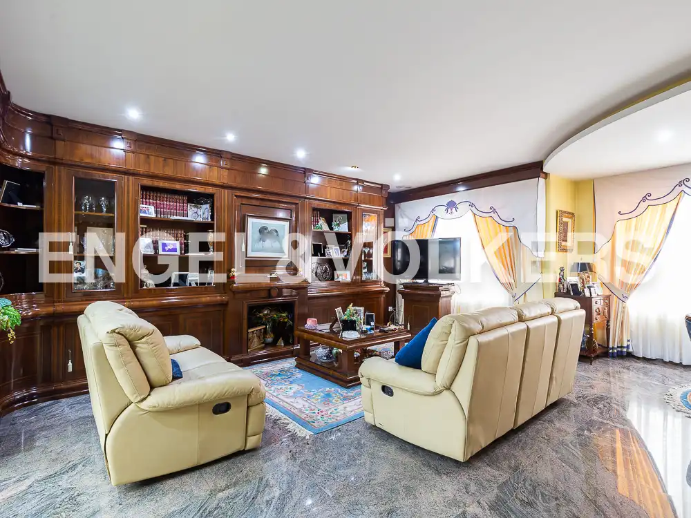 Sala d'estar de Casa o xalet en venda en Aldaia amb Aire condicionat, Calefacció i Jardí privat